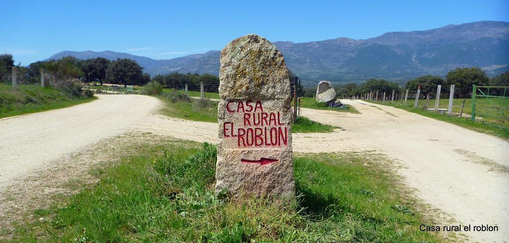 Casa Rural El Roblon Sartajada Kültér fotó