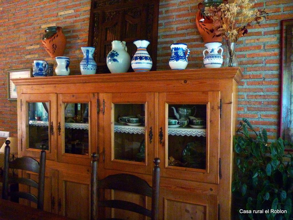 Casa Rural El Roblon Sartajada Kültér fotó